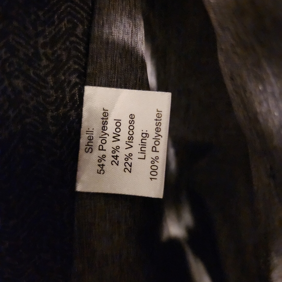 Joseph Abboud Sport Coat - Picture 3 of 9